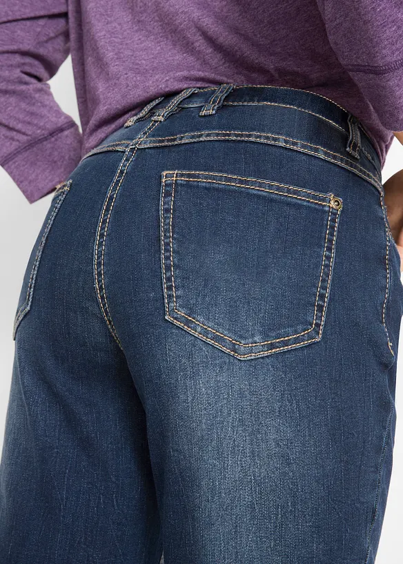 Jeans straight elasticizzati, vita media, bonprix