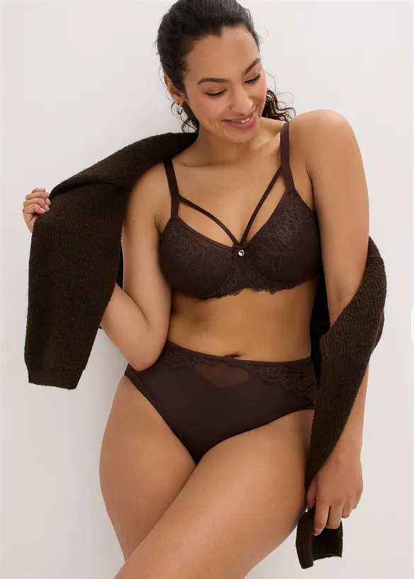 Slip alto con pizzo delicato, bonprix
