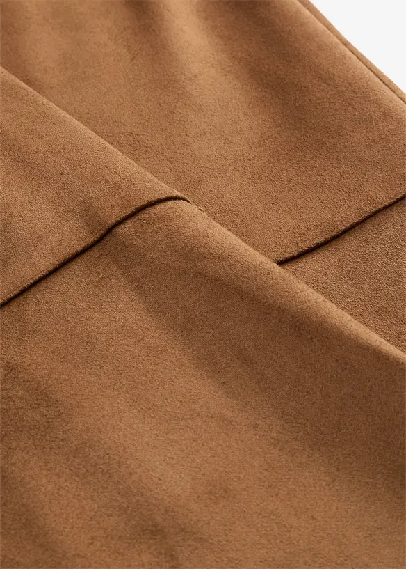 Pantaloni cropped in similpelle scamosciata, bonprix