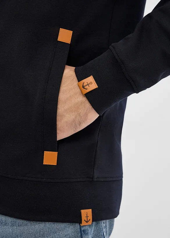 Felpa con zip, cappuccio e dettagli in similpelle, bonprix