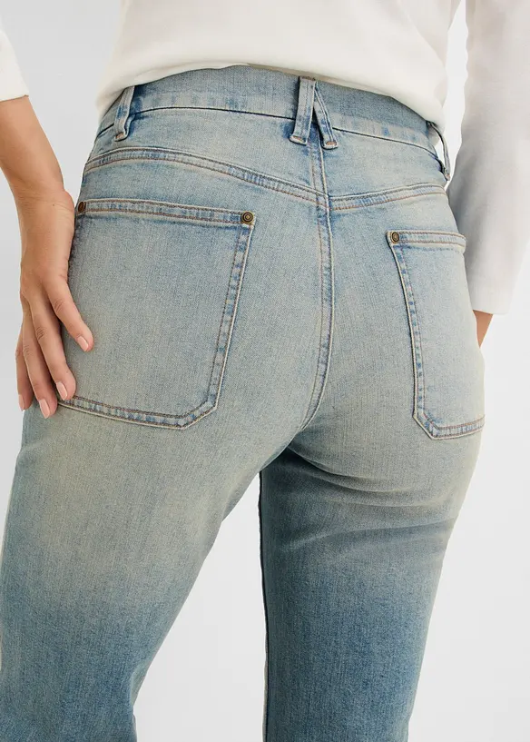 Jeans a zampa, vita media, bonprix