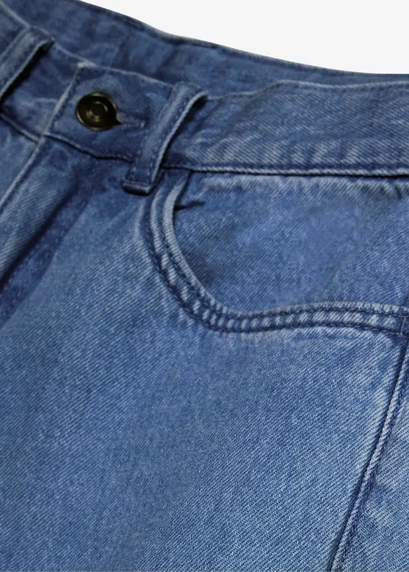 Bermuda di jeans lunghi con vita regolabile, loose fit, bonprix