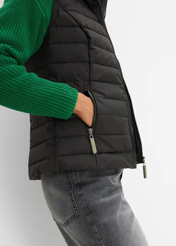 Gilet trapuntato con cappuccio, bonprix