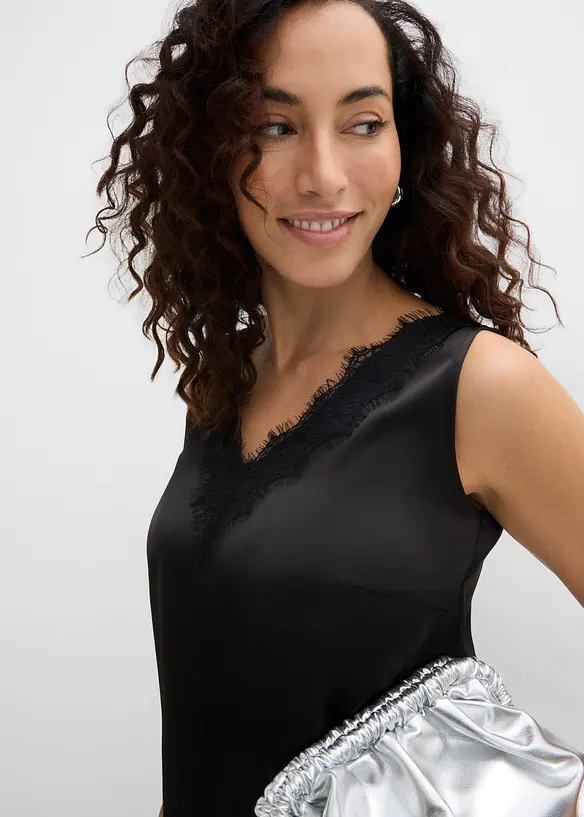 Top in pizzo con scollo a V, bonprix