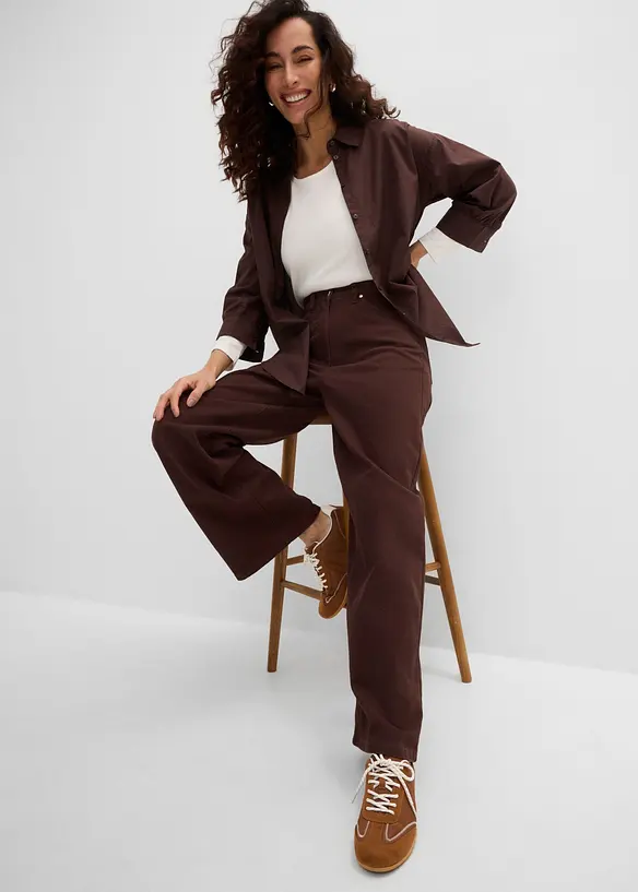 Pantaloni in twill a gamba larga e vita alta, bonprix