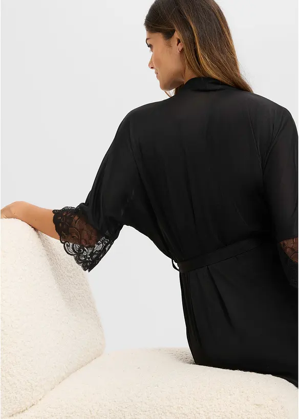 Kimono in satin con pizzo, bonprix