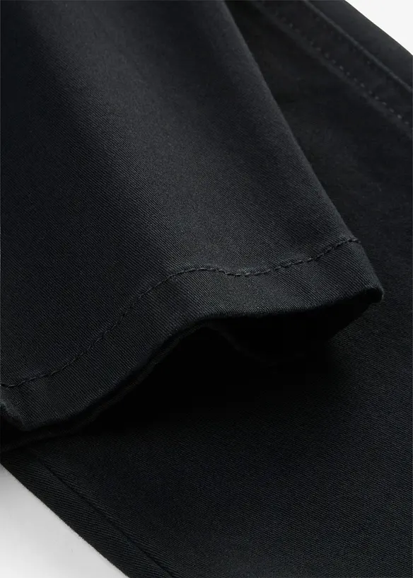 Pantaloni in twill dal taglio dritto a vita alta, bonprix