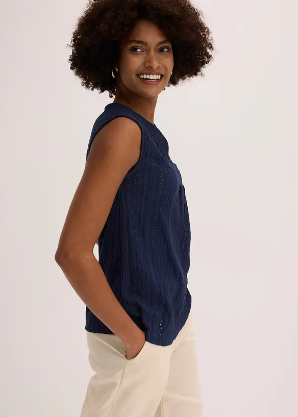 Top con ricami traforati, bonprix