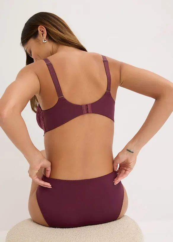 Slip con pizzo delicato, bonprix