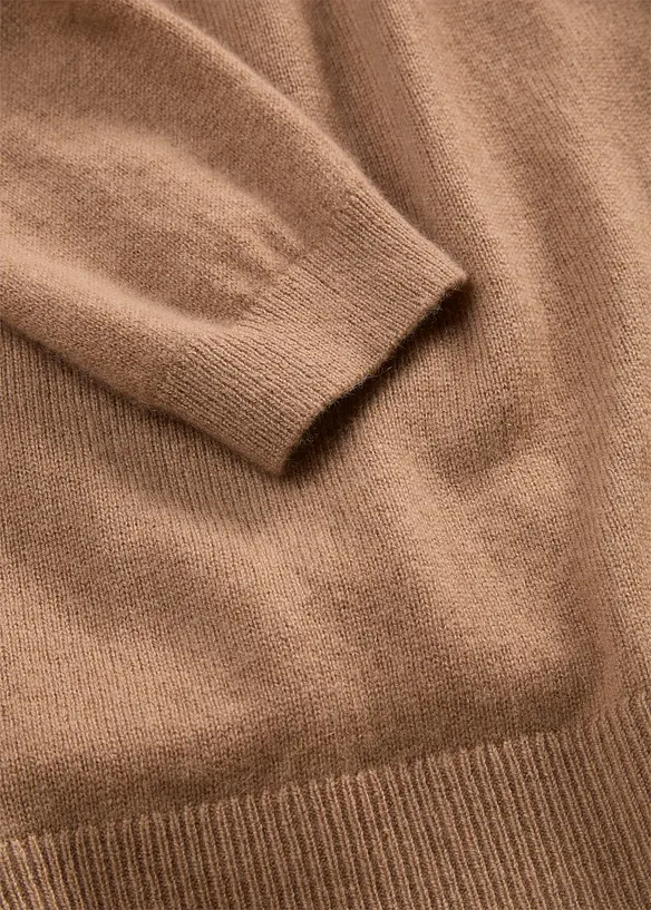 Maglione a collo alto in misto cachemire morbido con Good Cashmere Standard&reg;, bonprix