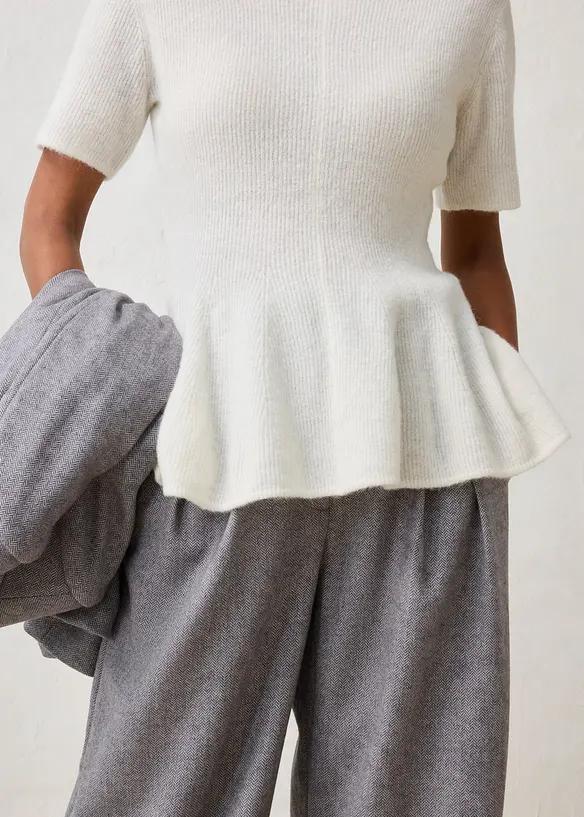 Maglione a maniche corte in misto  lana con baschina, bonprix