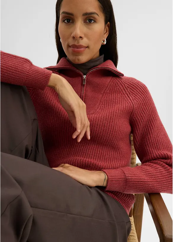 Maglione con collo alto e zip in misto viscosa morbido, bonprix