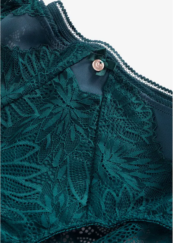 Slip alto con pizzo delicato, bonprix