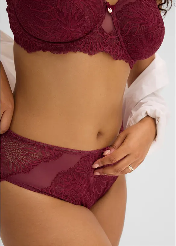 Slip alto con pizzo delicato, bonprix