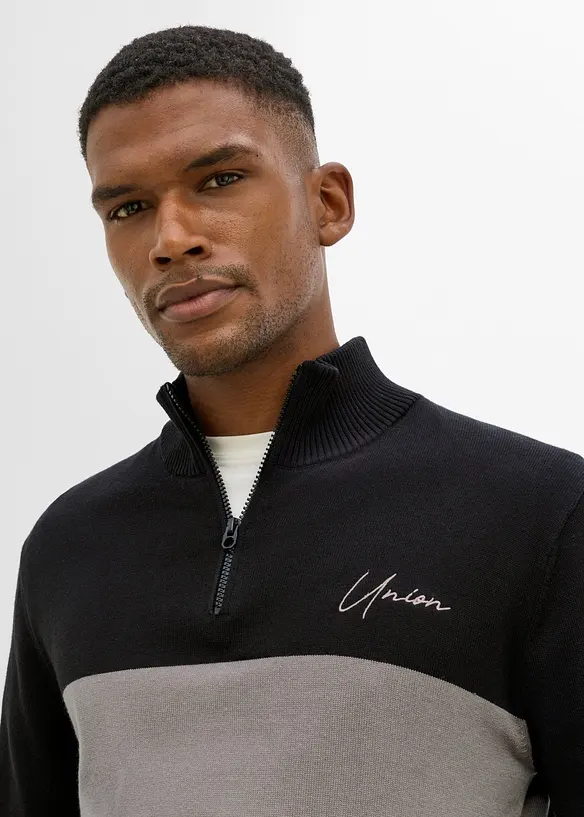 Maglione regular fit con collo alto e zip, bonprix