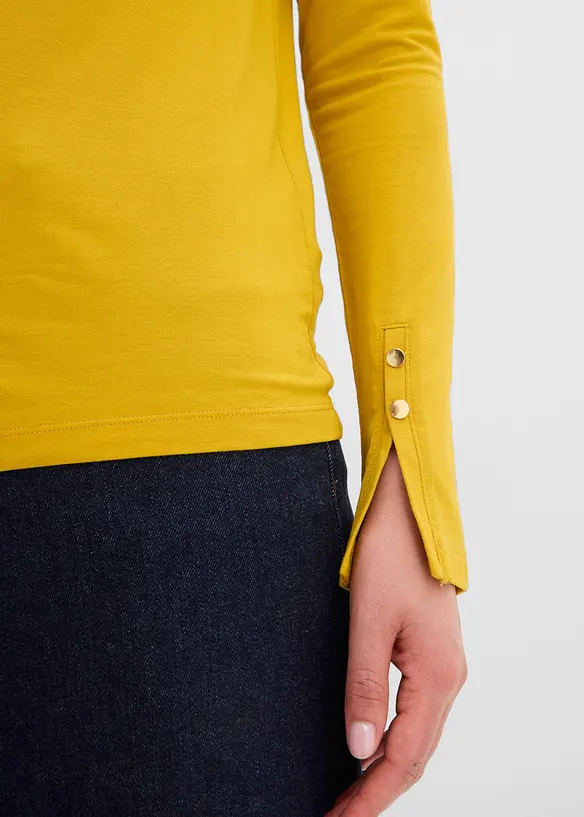 Maglia dolcevita con bottoni decorativi, bonprix