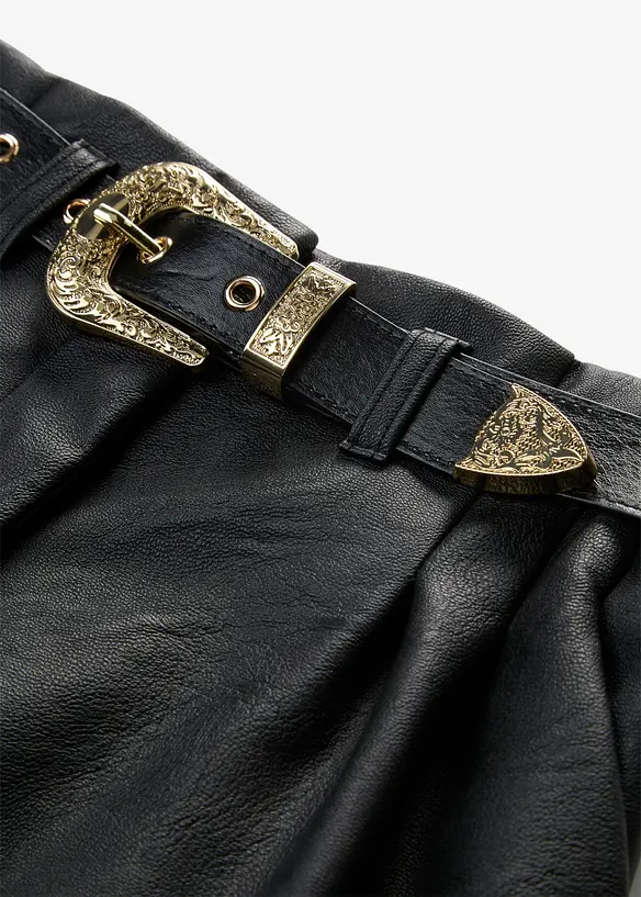 Shorts in similpelle con cintura, bonprix