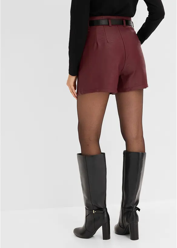 Shorts in similpelle con cintura, bonprix