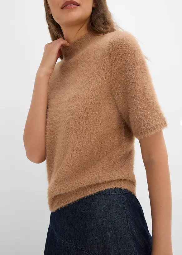 Maglione in filato effetto piuma, bonprix