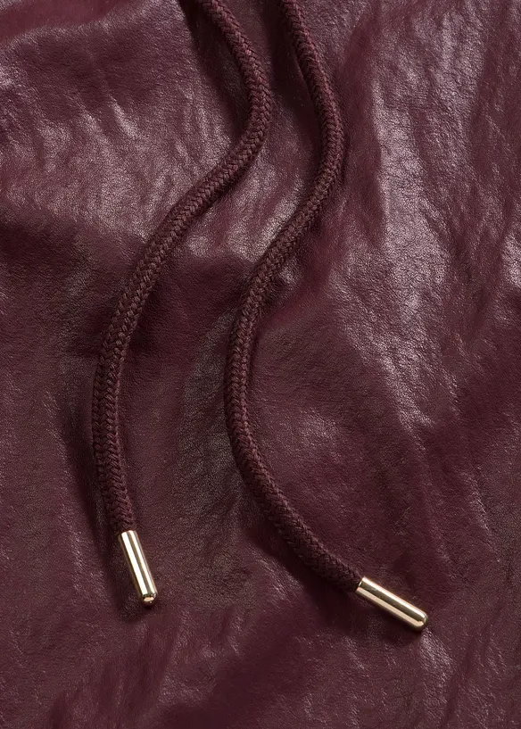 Pantaloni in similpelle con elastico in vita, bonprix