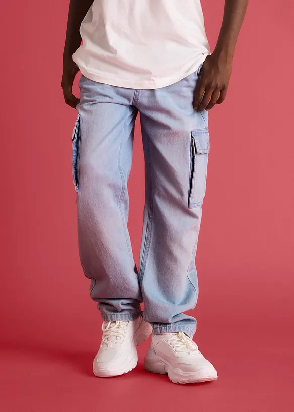 Jeans loose fit straight con elastico in vita e tasche cargo, bonprix