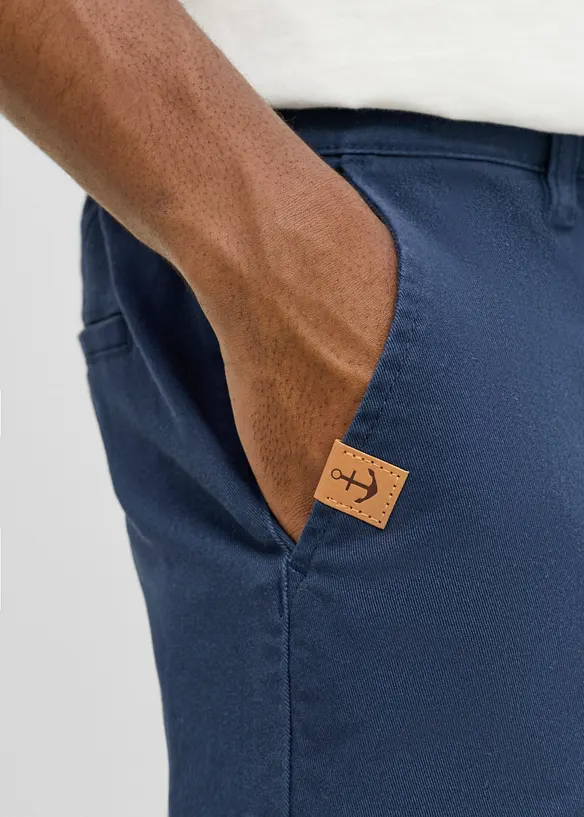 Pantaloni chino elasticizzati con gambe larghe classic fit, straight, bonprix