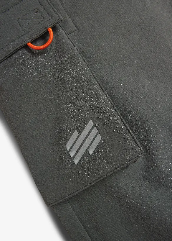 Pantaloni cargo in softshell elasticizzati idrorepellenti con vita regolabile, bonprix
