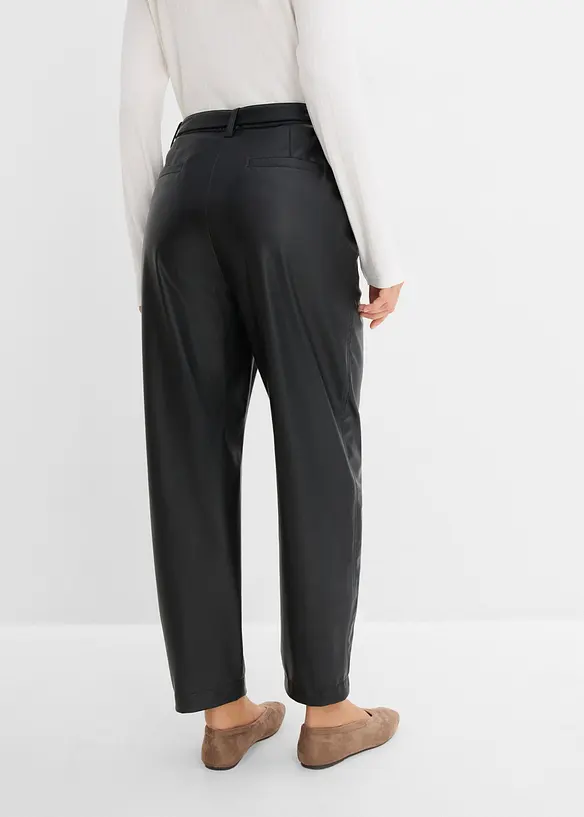 Pantaloni in similpelle, bonprix