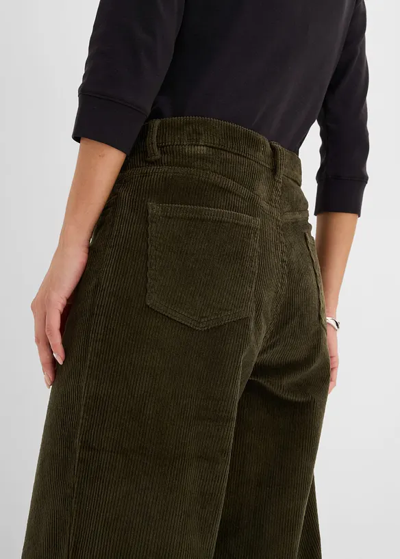 Pantaloni di velluto a coste con gambe svasate, bonprix