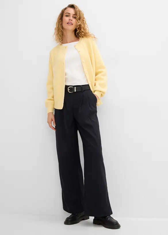 Cardigan con bottoni a forma di cuore, bonprix