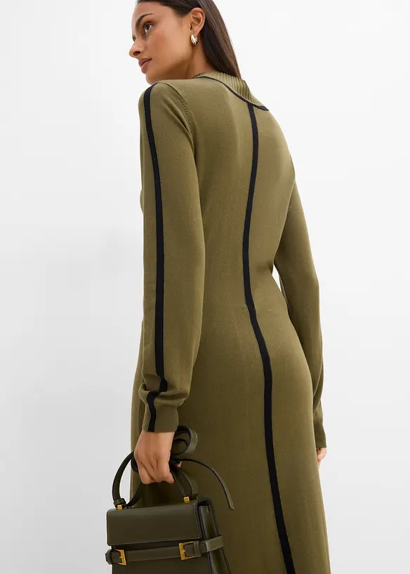 Abito in maglia di misto viscosa con dettagli a contrasto, bonprix
