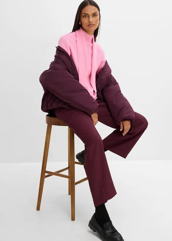 Maglione in  filato grosso con colletto alto e dettaglio a foulard, bonprix