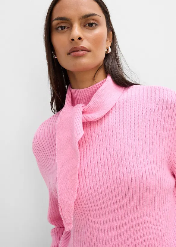 Maglione in  filato grosso con colletto alto e dettaglio a foulard, bonprix