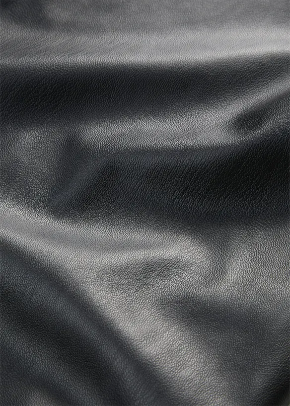 Pantaloni in similpelle, bonprix
