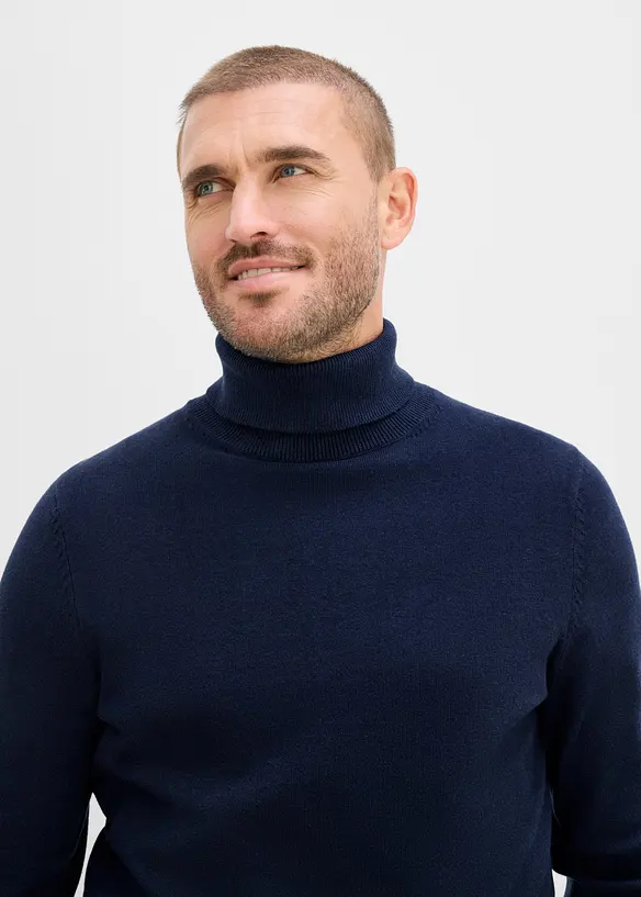 Maglione a collo alto in filato fine con pregiata lana merino, slim fit, bonprix