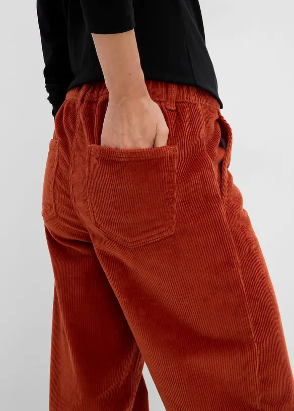 Pantaloni in velluto a coste di misto cotone, bonprix