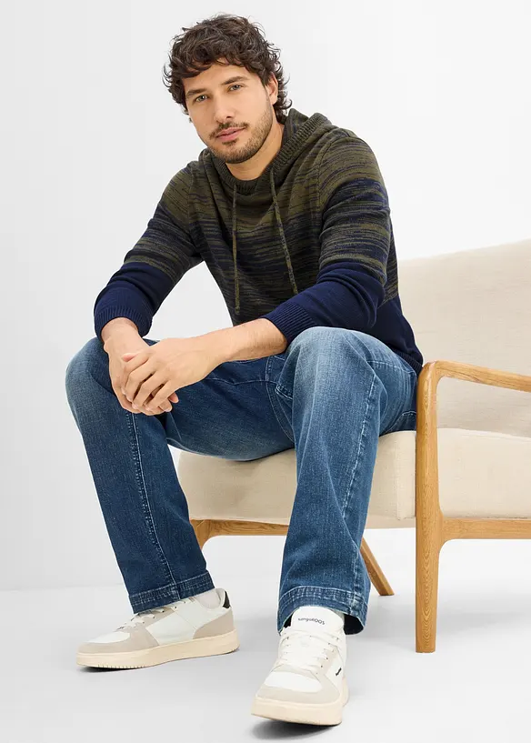 Maglione in filato fine con cappuccio, regular fit, bonprix