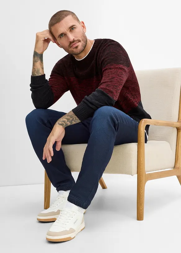 Maglione con taglio comfort in filato fine di misto cotone morbido, bonprix