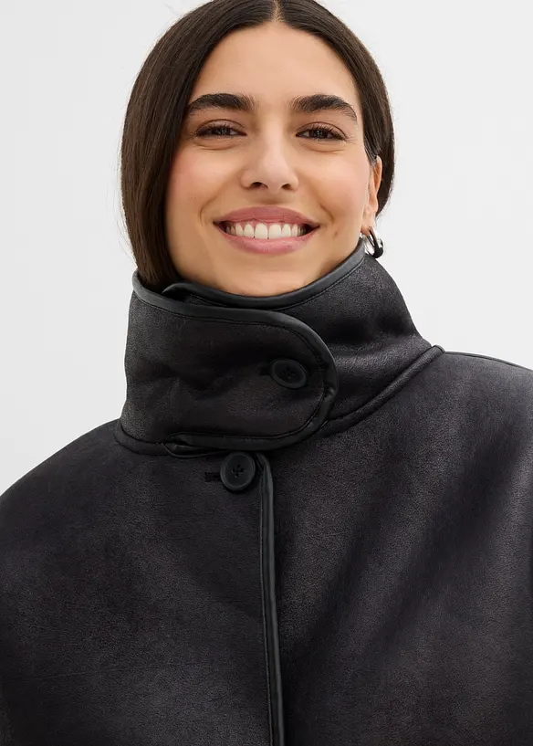 Giacca oversize di montone sintetico, bonprix