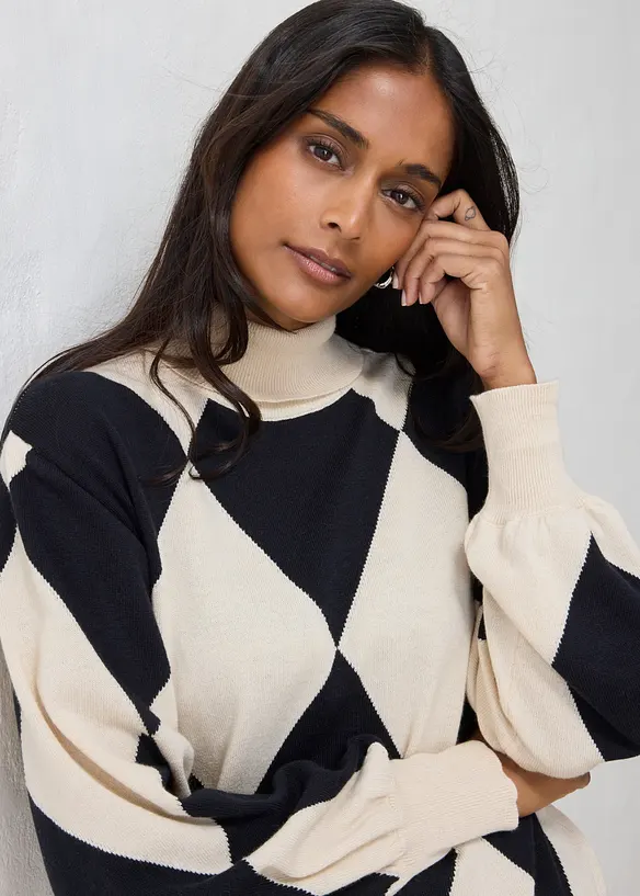 Maglione in filato fine a collo alto, bonprix