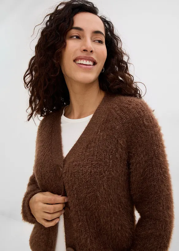 Cardigan a coste in filato grosso con effetto lucido, bonprix