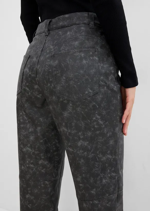 Pantaloni in similpelle effetto usato, bonprix