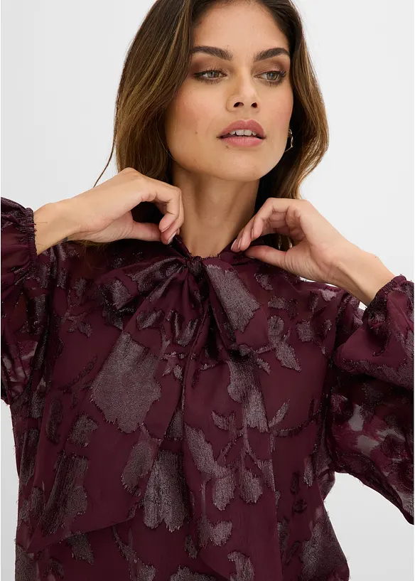 Blusa ricamata, bonprix