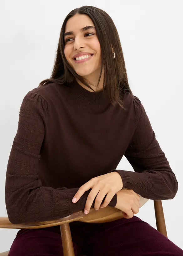 Maglione in filato fine con motivo traforato, bonprix