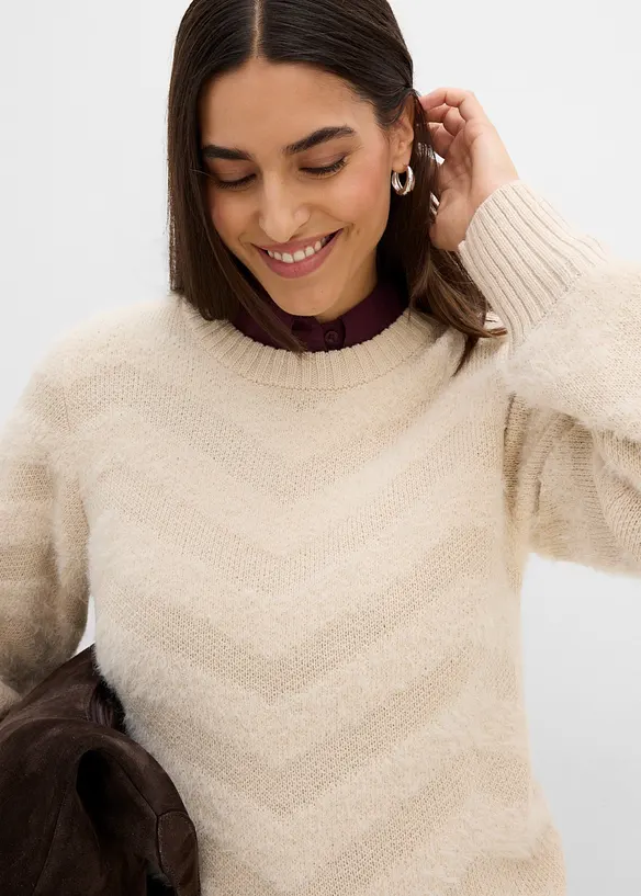 Maglione con filato soffice, bonprix