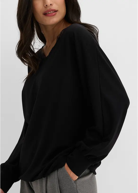 Maglia lunga in viscosa con maniche a pipistrello, bonprix