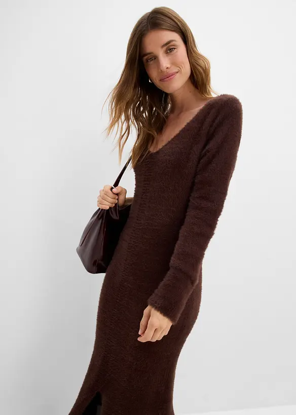 Abito midi in maglia a filato peloso, bonprix