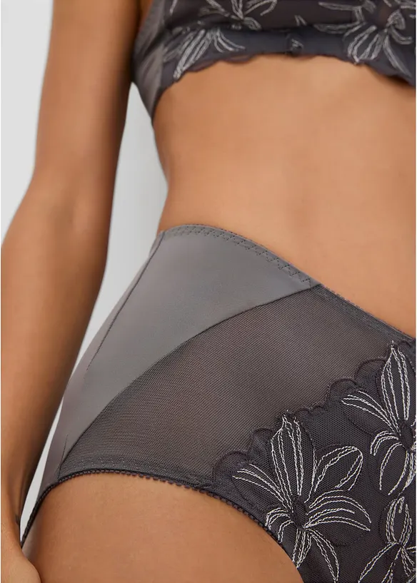 Slip modellante con delicato ricamo, bonprix