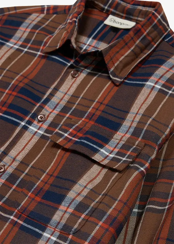 Camicia di flanella a quadri oversize con taschino al petto, bonprix