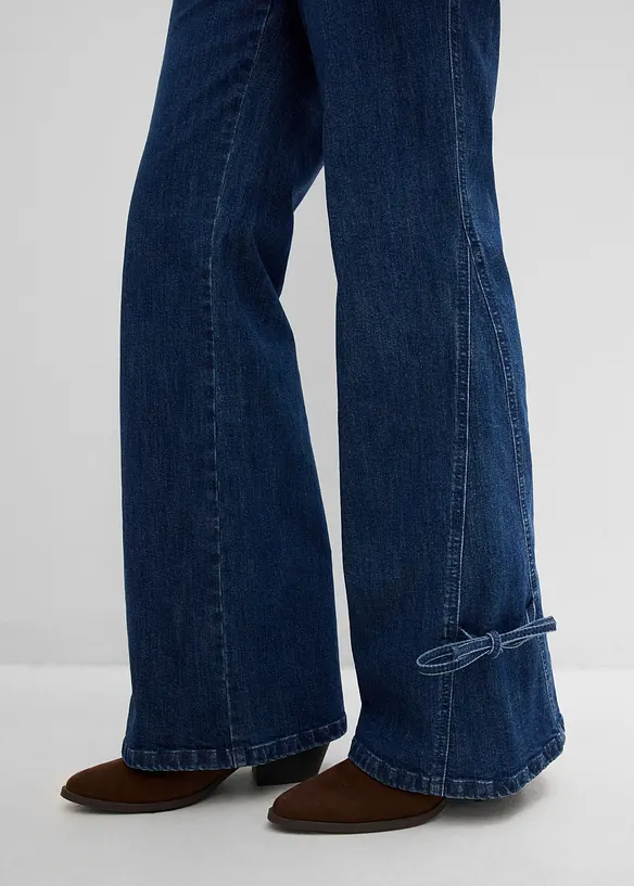 Jeans bootcut, vita alta, bonprix